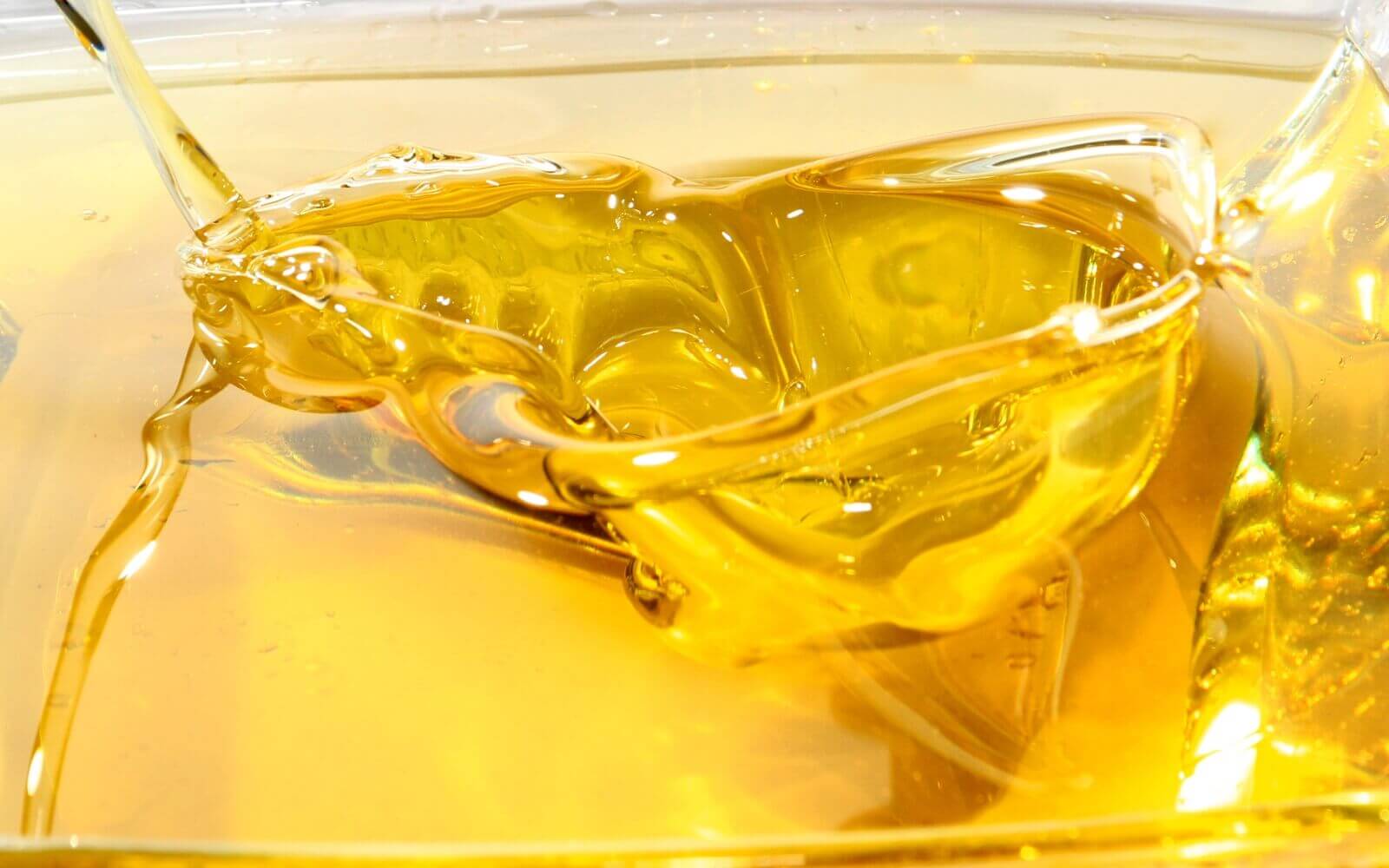 Oilology: Castor Oil Essentially Natural Oilology: Castor Oil Essentially Natural
