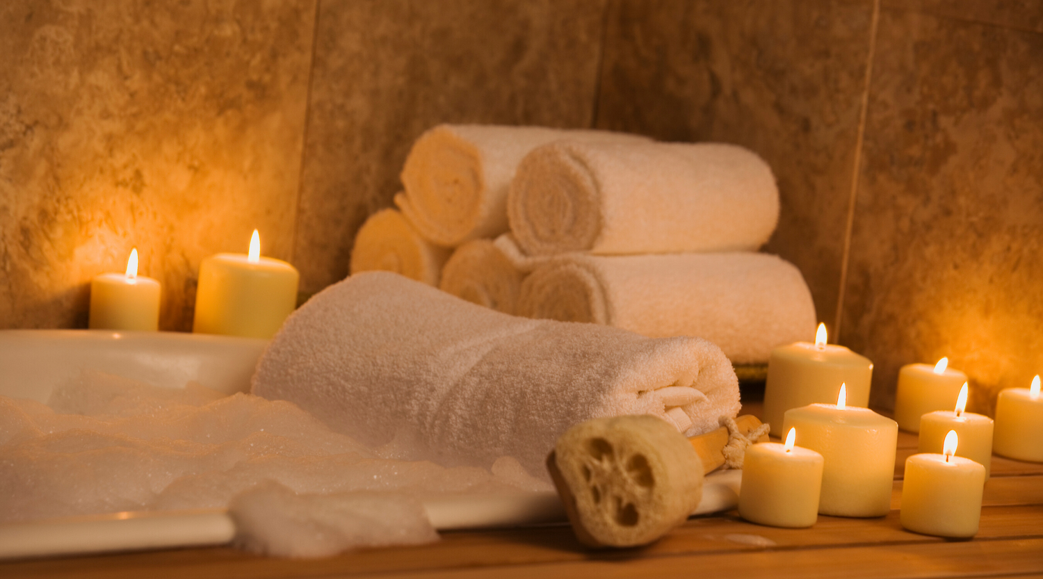 DIY Soy Wax Massage Candles Essentially Natural